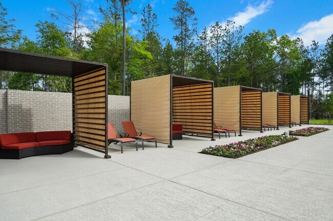 Building Photo - 16910 Elm Grove Road