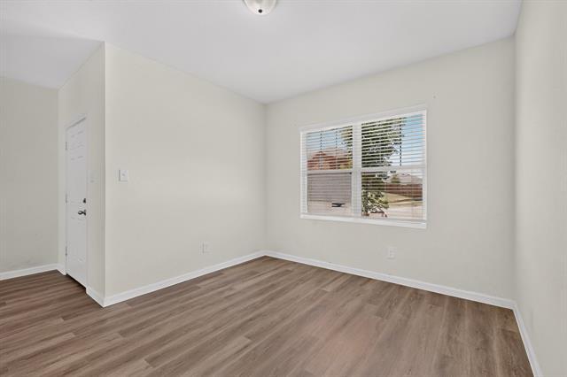 Building Photo - 702 Camden Dr