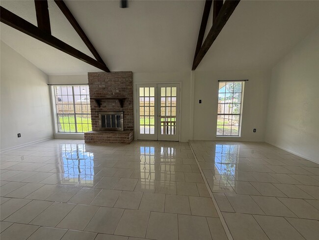 Building Photo - 14407 Locke Ln