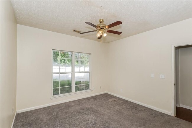 Building Photo - 6076 Camden Forrest Dr