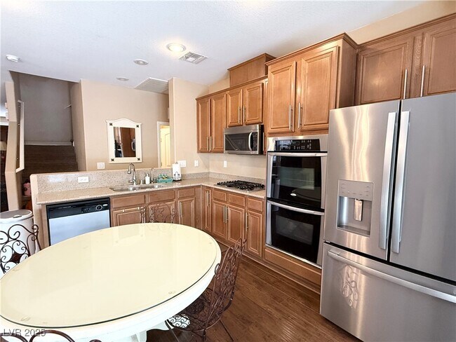 Building Photo - 772 Calstock Ct