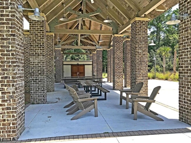 Building Photo - 1575 Watt Pond Rd