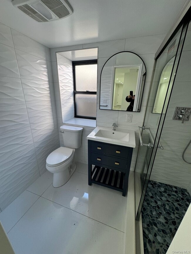 Building Photo - 88-36 77th St