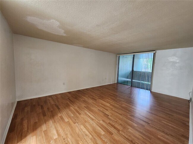 Building Photo - 719 SW 75th St