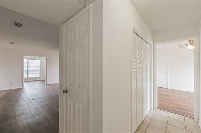 Building Photo - 920 Turtle Cove