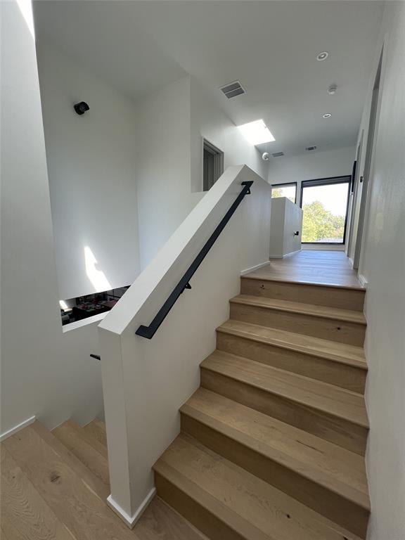 Building Photo - 7525 Delafield Ln