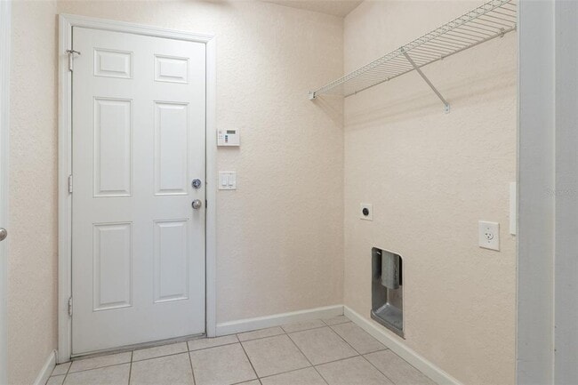 Building Photo - 5700 SW 45th St