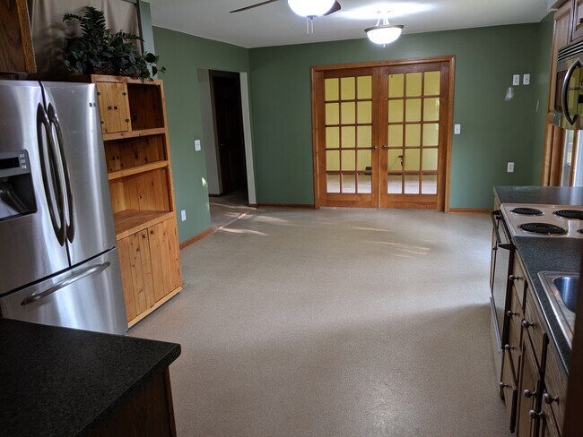 Kitchen - 1766 Hasler Lake Rd