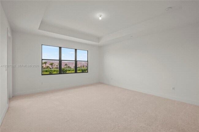 Building Photo - 12865 Wingspan Ct
