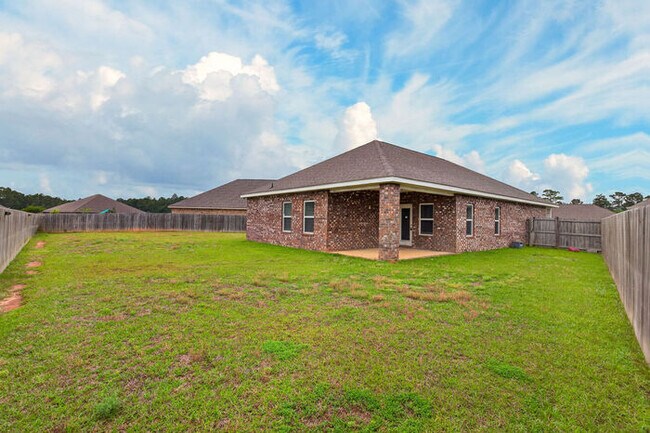Building Photo - 15610 Ridge Ct