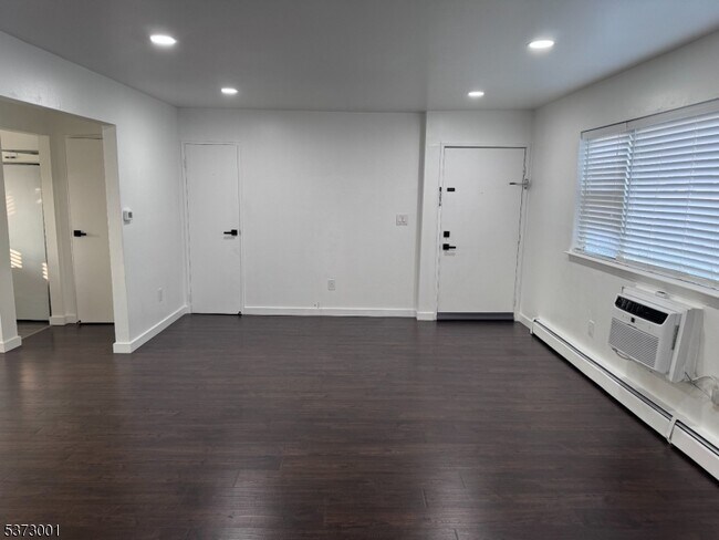 Building Photo - 2467 NJ-10
