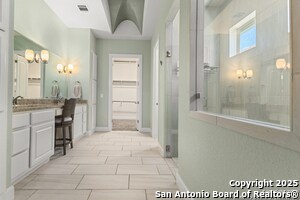 Building Photo - 12 denbury