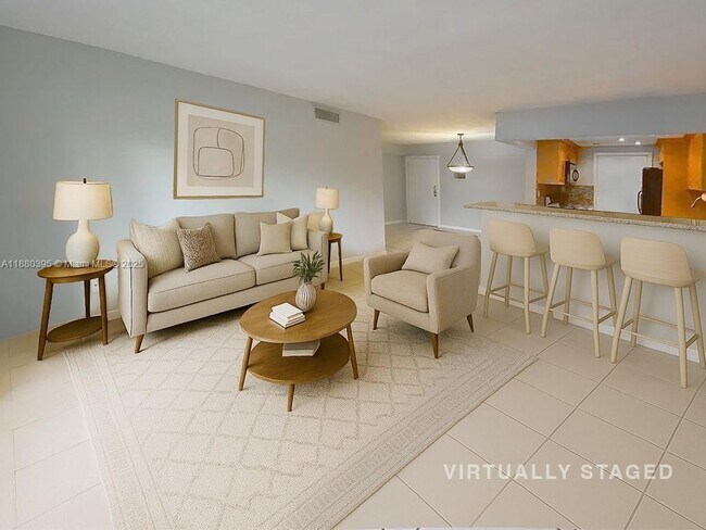 Building Photo - 6886 N Kendall Dr