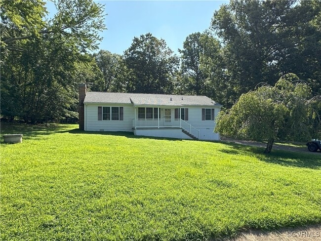 Building Photo - 16421 Chinook Dr