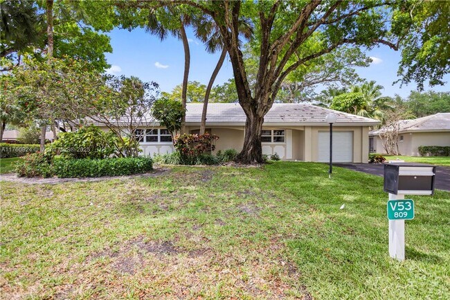 Building Photo - 809 Cypress Blvd