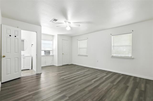 Building Photo - 7841 Abbott Dr