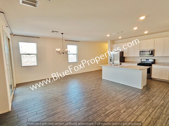 Building Photo - 7926 S Golden Bell Dr