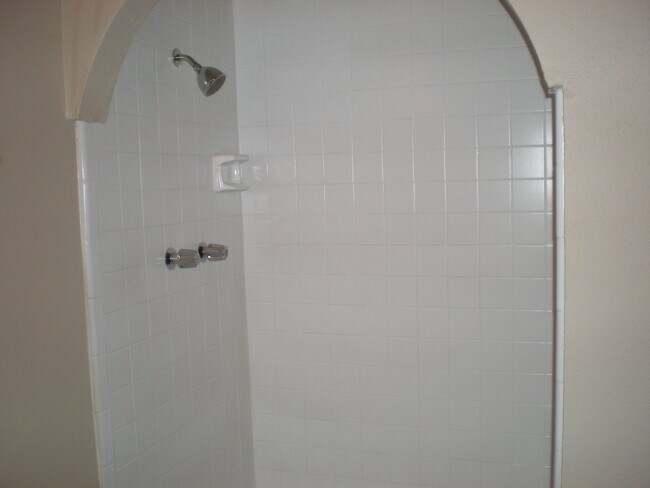 Building Photo - 15803 Samoa Way