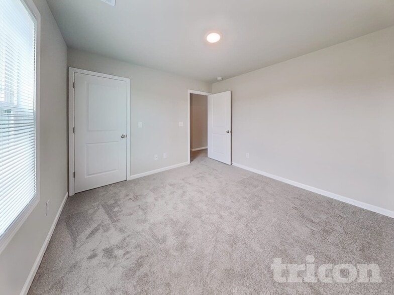 Building Photo - 205 Tractor Pl