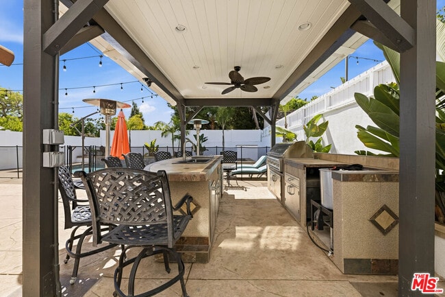 Building Photo - 1832 11th St