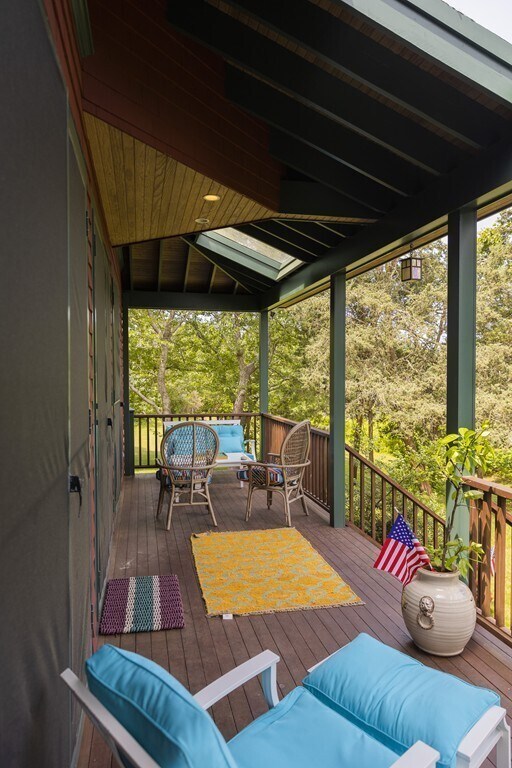 Building Photo - 101 Associates Rd