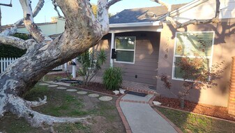 Building Photo - 3548 Military Ave