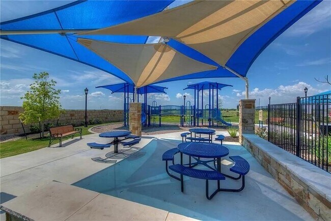 Building Photo - 18405 Cercina Trl