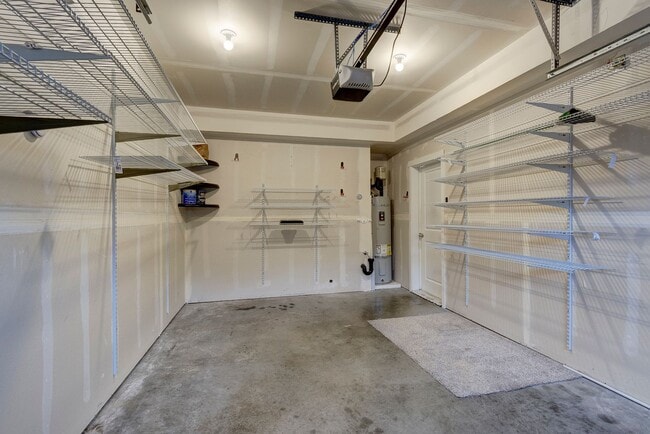 Building Photo - 3 Bedroom/2 Bath  townhouse in Kettlecove community