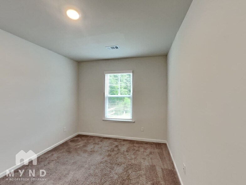 Building Photo - 1 Cardinal Ct