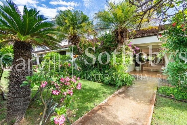 Building Photo - Kahala 5 Bedroom AUKAI Ave + Pool