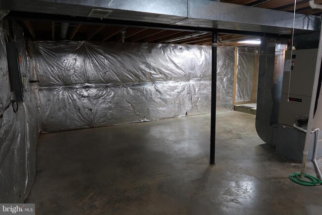 Building Photo - 12000 Rosiers Branch Dr