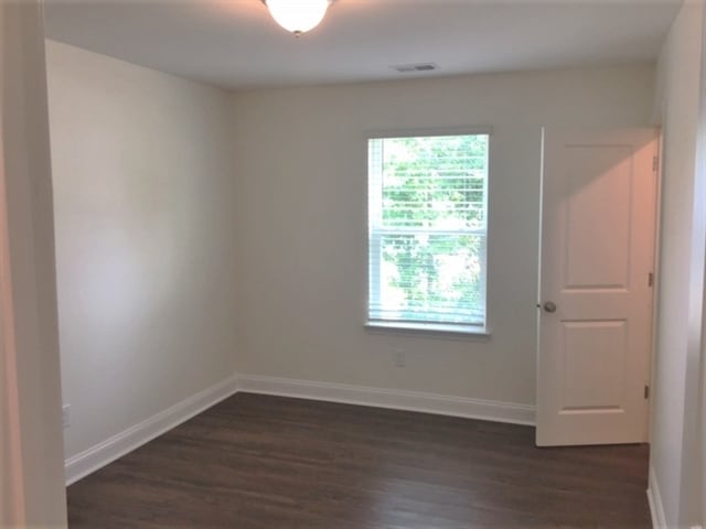 Building Photo - 137 Sweet Gum Dr