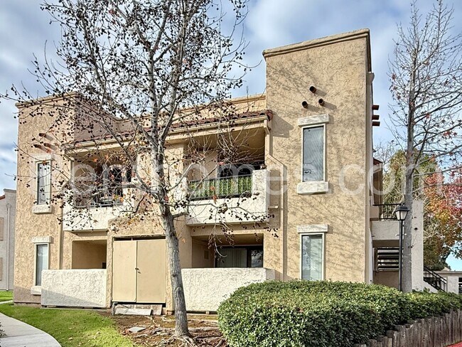 Building Photo - 8480 New Salem St