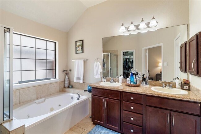 Building Photo - 4205 Cripple Creek Ct