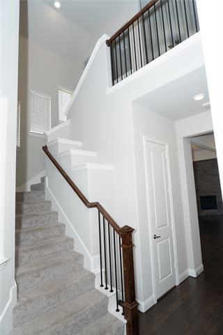 Building Photo - 7205 Sanctuary Dr