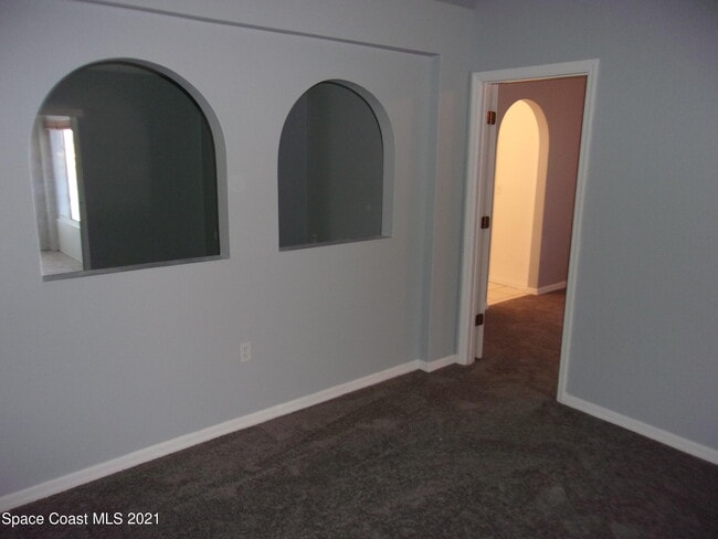 Building Photo - 3908 Upmann Dr