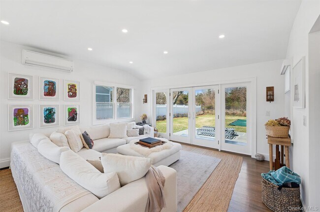 Building Photo - 580 Gin Ln