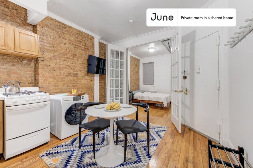 Building Photo - Amazing ROOM at The Lexington House