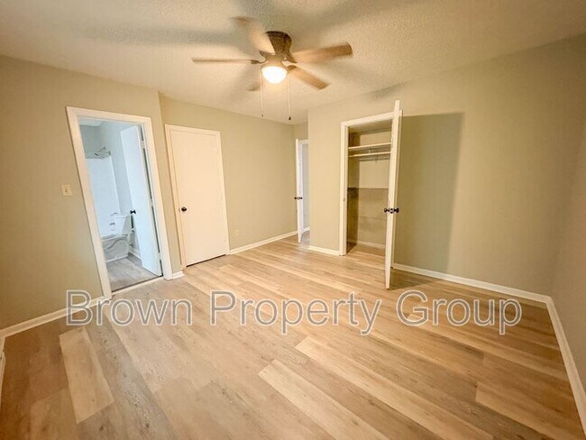 Building Photo - 2462 A Bragg Blvd