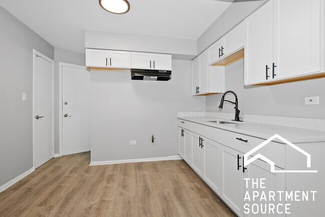 Building Photo - 11110 S Homewood Ave