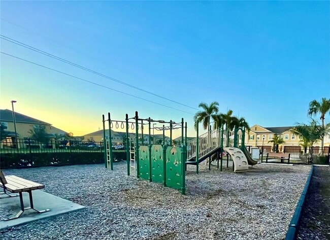 Building Photo - 9825 Red Eagle Dr