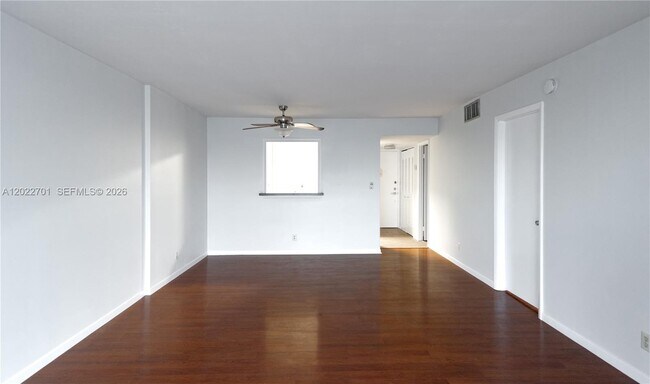 Building Photo - 406 NW 68th Ave