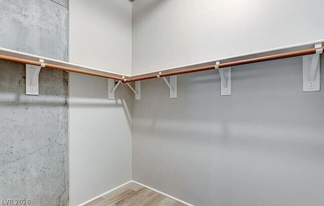 Building Photo - 353 E Bonneville Ave