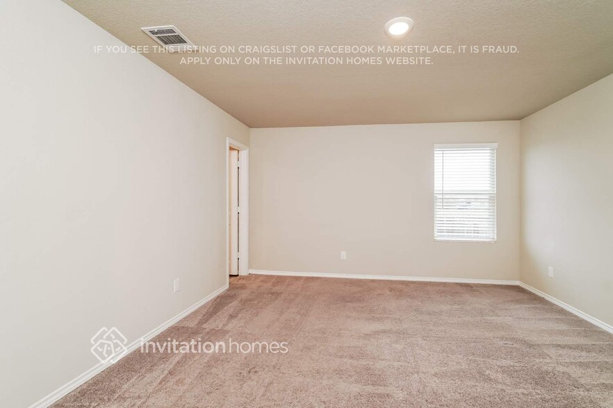 Building Photo - 206 Hollywood Dr