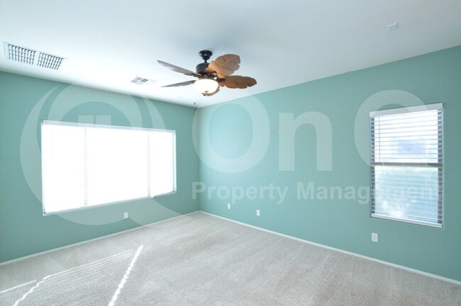 Building Photo - 3371 E Canary Way