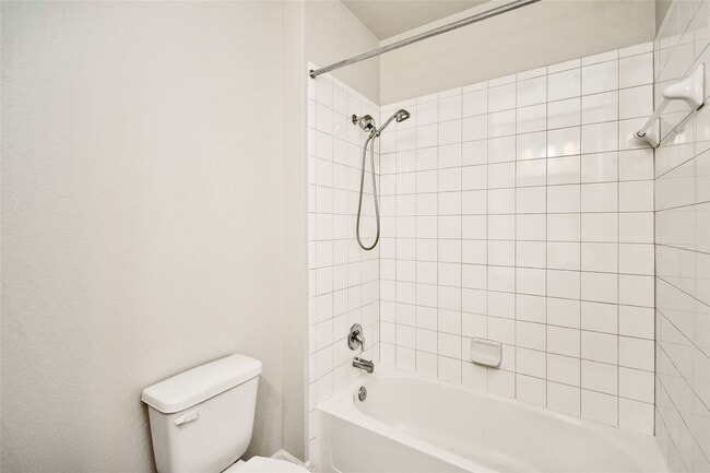 Building Photo - 18225 Crystal Knoll Dr