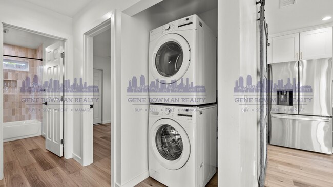 Building Photo - 2205 E 24th St