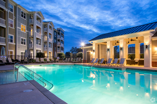 Building Photo - Town Center at Lake Carolina