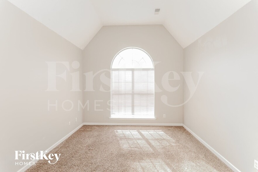 Building Photo - 4566 Tulip Bend Dr
