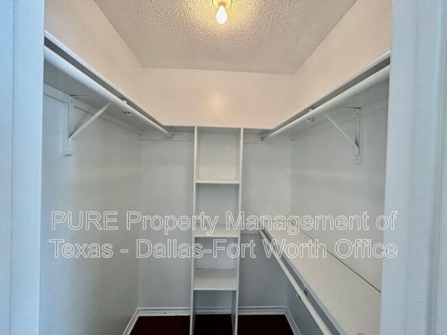 Building Photo - 3405 Orchard St